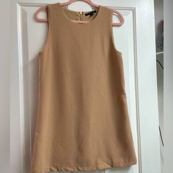 Haute Monde Dresses & Skirts - Neutral colored Dress, Size Medium